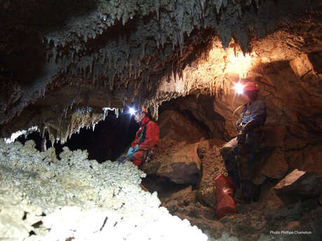 Spéléologie : Traversée de la Dent de Crolles