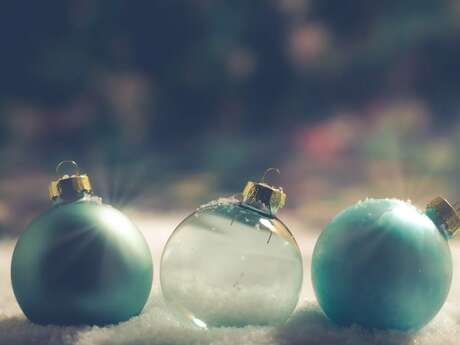 Atelier Bricolage – Création de Boules de Noël