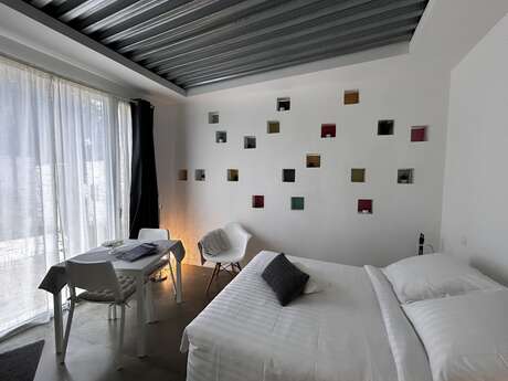 LE STUDIO BLANC