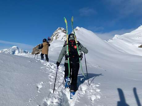 Off-piste course for teens with ESF