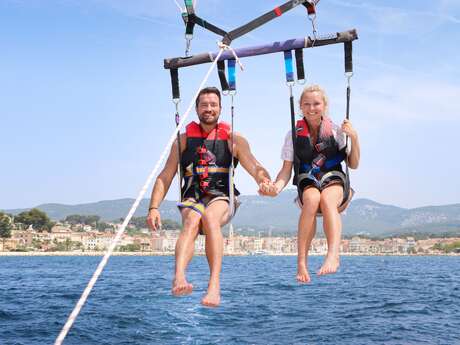 Fallschirmspringen mit Sanary parachute