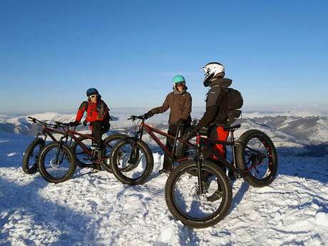 Mountain biking on snow with the Bureau des Guides