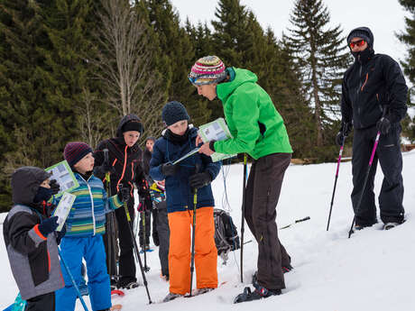 Mini Trappers snowshoe hike