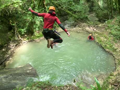 Canyoning au Tréfond Pernaz avec Pep'S Nature
