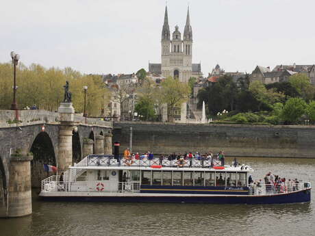 Bateau l'Hirondelle