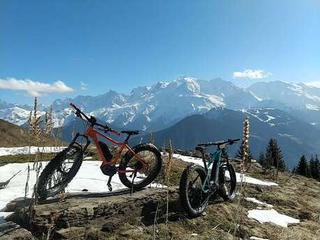 Randonnée accompagnée en en VTT, VTT AE ou Fatbike électrique