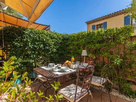 Les Migraniers 2 Holiday Home