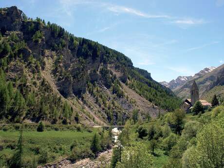 Guided hiking : Roya Valley from Tende to Menton