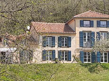 Gite Sarradas Cottage OTVAL