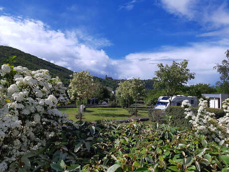 Aire de service camping ONLYCAMP Pierre et Sources