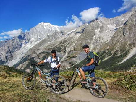 Itinérance en VTT et VTTAE en France, Suisse et Italie