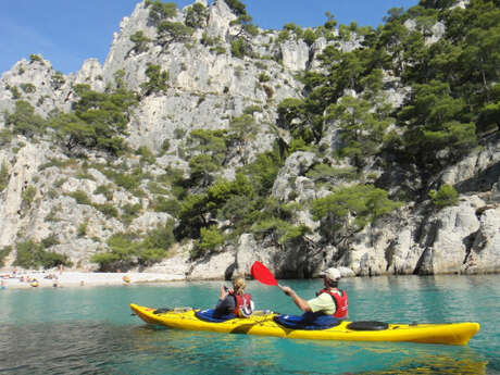 Guided tour Half Day Kayak - Calanques de Cassis