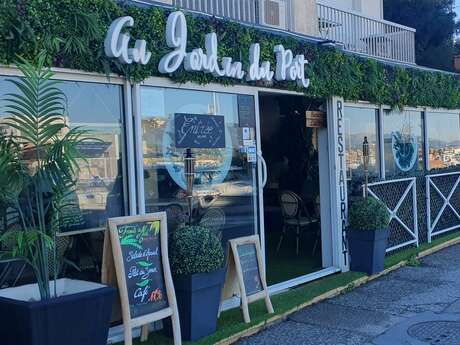 Au jardin du Port