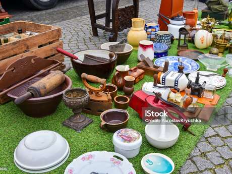 Vide grenier au profit du Secours Catholique