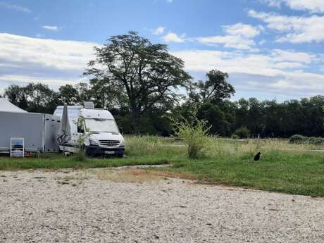 Aire de service camping-car les Pétillières