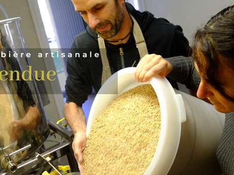 À la rencontre des savoir-faire des Alpilles : Panorama Outdoor