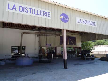 Les Agnels - Lavender and aromatic plant distillery