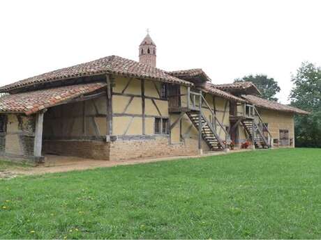 Visite de la Grange du Clou