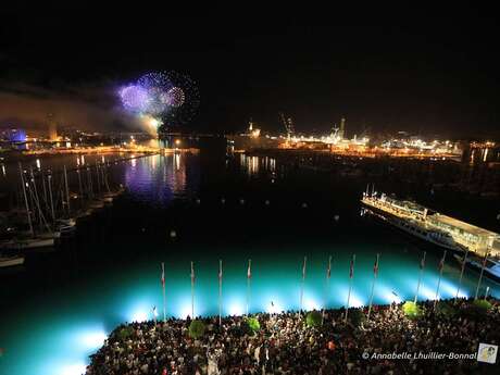 Fête Nationale du 14 juillet à Toulon : défilé et feu d'artifice