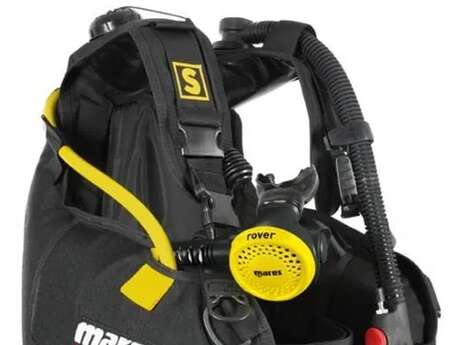 Diving equipment rental