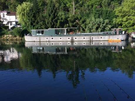 Péniche à Louveciennes