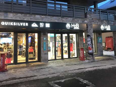 The Hub Les Gets - Netski.com