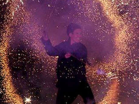 En attendant le Bonheur des Mômes : spectacle "Fireshow"