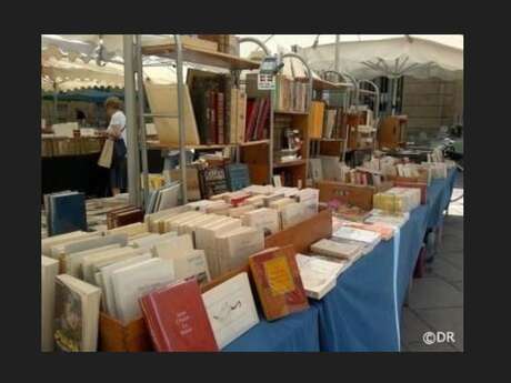 Marché du livre ancien et moderne