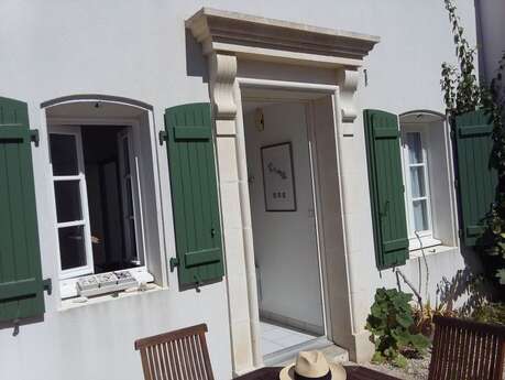 Casa cerca de la playa con piscina y pista de tenis