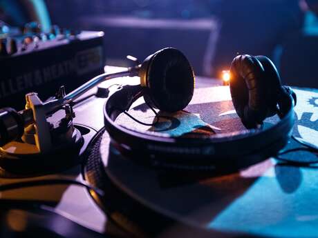 Après-Ski à la Grotte