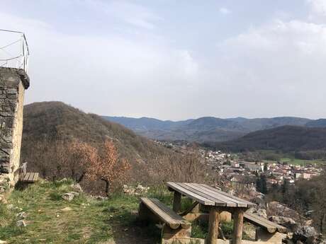 Aire de pique-nique à la croix de Sainte Rufine