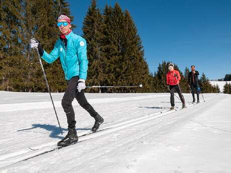 Cours de ski au Plateau des Glières