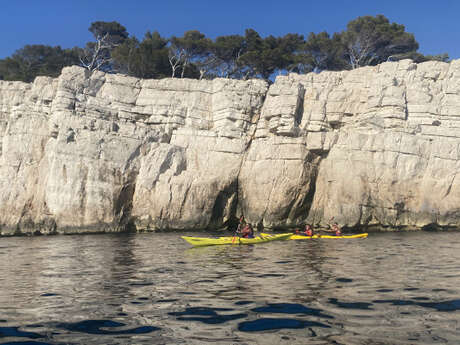 Sortie encadrée journée kayak - Calanques de Cassis