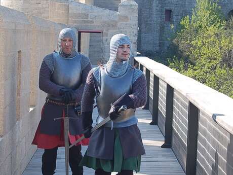 Visite de cape et d'épée