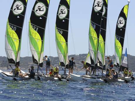 Jeune public - Stage catamaran au Yacht Club de Toulon