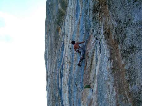 Site d'escalade de Céüse - Face Ouest