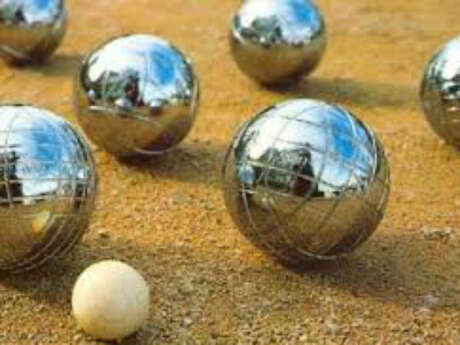 Concours de pétanque