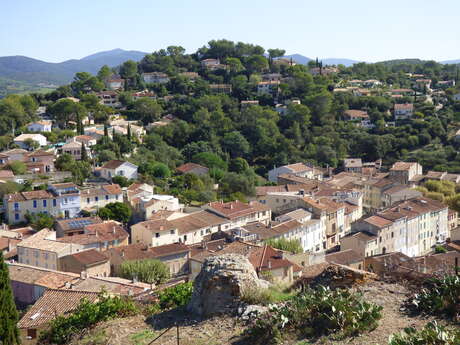 Guided tour: Pierrefeu en balade