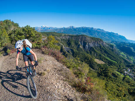 Rendez-vous de l'été : Découverte de l'Avance en VTTAE.