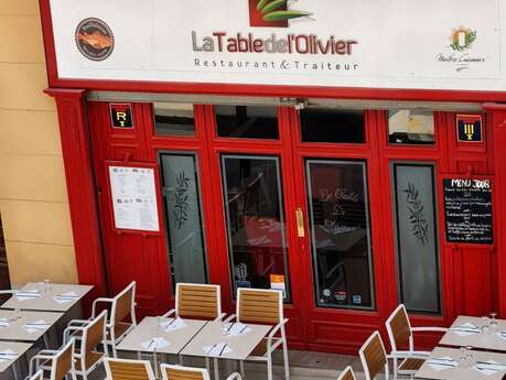 La table de l'olivier
