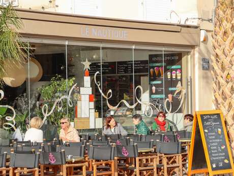 Le Nautique