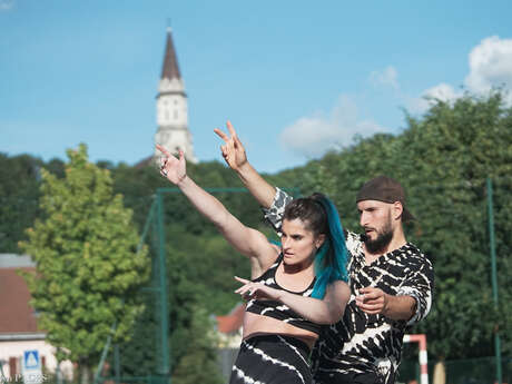 Spectacle Agatha en roue libre