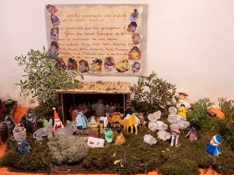 Exposition et concours de crèches