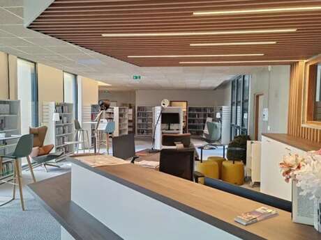 Médiathèque de Caumont-sur-Durance