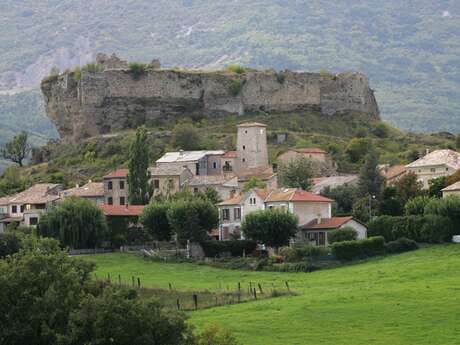 Le château féodal de Mison