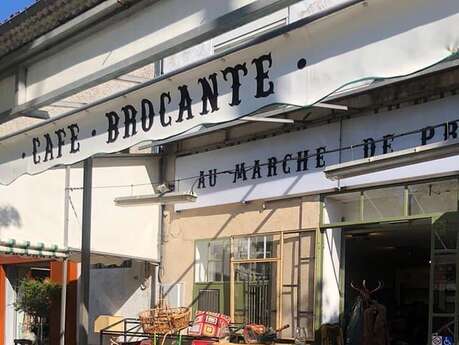 Café-Brocante - Au marché de Provence