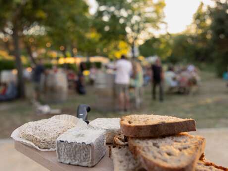 Festivals „Ventoux Saveurs“ – Workshop zur Kombination von Wein und Käse bzw. Bier und Käse – Weinkeller „Les Collines“