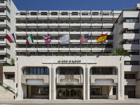 Hotel Barrière Le Gray d'Albion Cannes