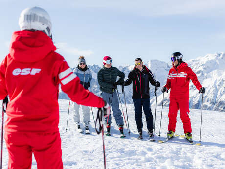 Adult group downhill skiing lessons - Outside school holidays