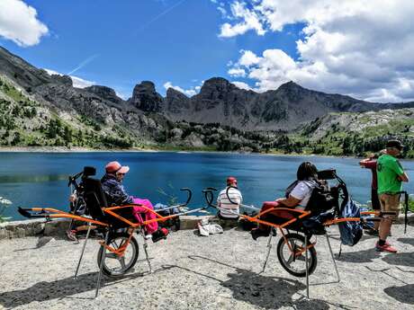 Sortie pour personnes à mobilité réduite au lac d'Allos